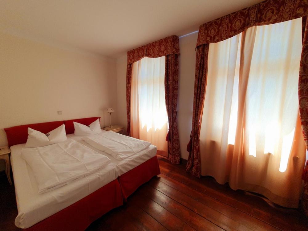 Hotel Adler Rudolstadt Esterno foto